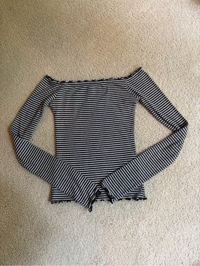 Hollister Y2K Off The Shoulder Striped Long Sleeve Top Size XS *minor flaw*